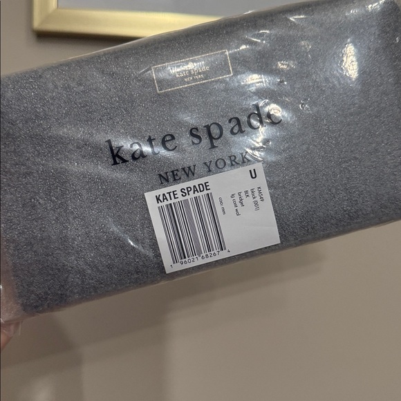 Retail $239 Kate Spade Black Bridget Crinkle Patent Large Continental Wallet - Picture 5 of 5